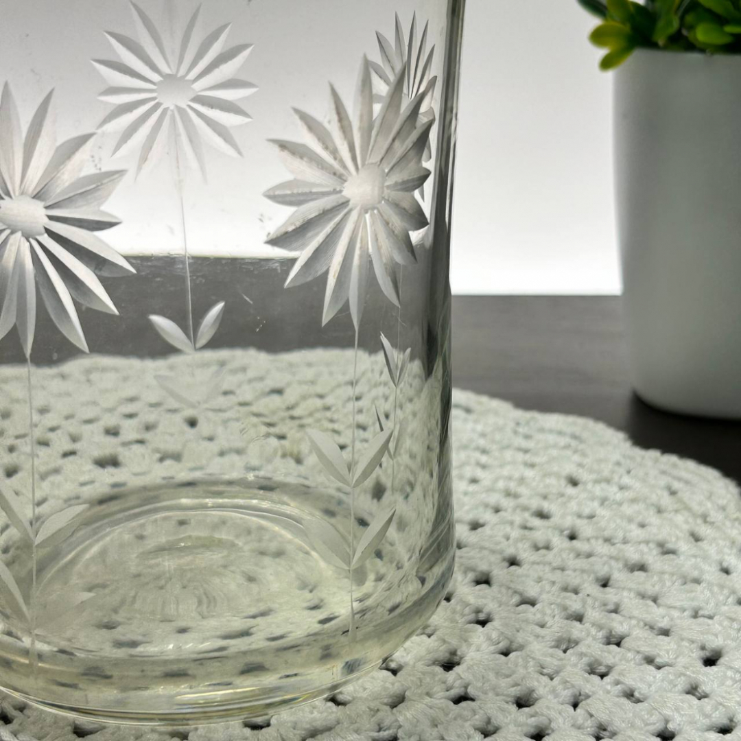 Кувшин для холодных напитков. Стекло с алмазной гранью "Цветы". Винтаж, СССР. Картинка 4